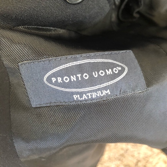 Pronto Uomo Suit Jacket. Size Medium. - Picture 3 of 4